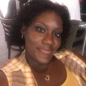 Meet your Posher, Ebony